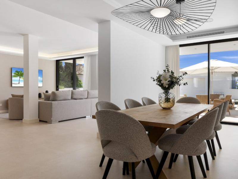 Los Delfines , Marbella 