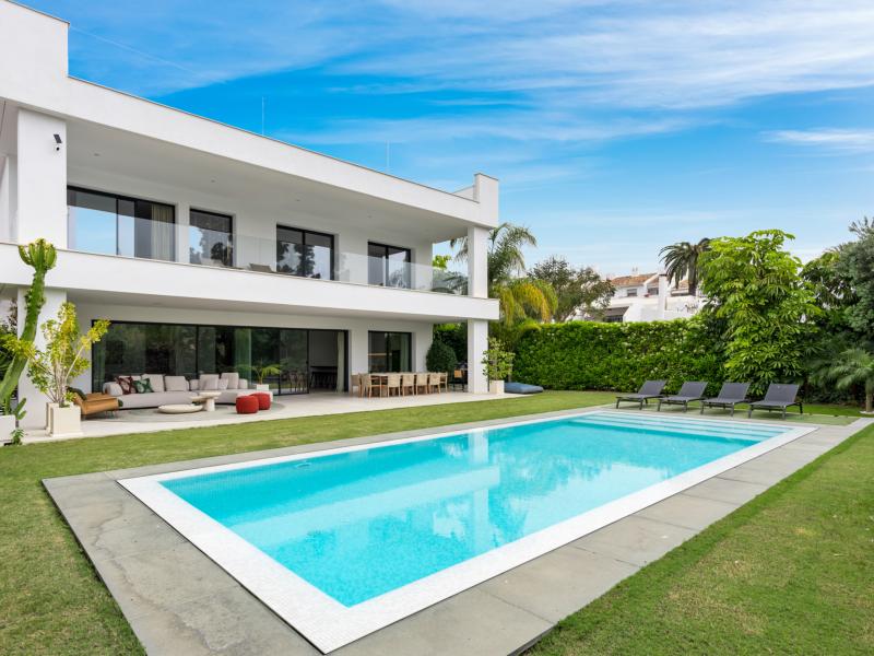 Villa Banderas , Marbella 