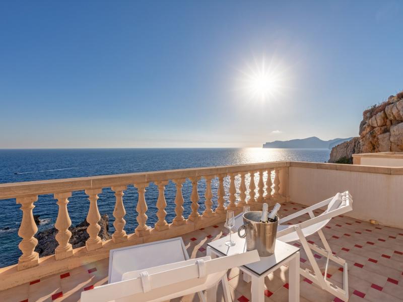 Villa Adriano , Santa Ponca 