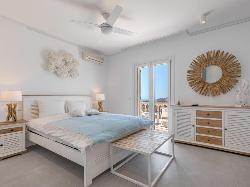 Villa Adriano , Santa Ponca 