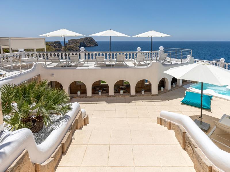 Villa Adriano , Santa Ponca 