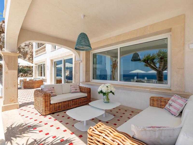 Villa Adriano , Santa Ponca 