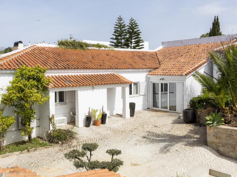 Villa Luana , Lisbon and coast 