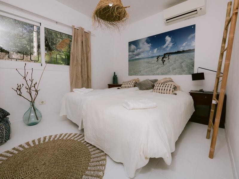 Villa Larish , Ibiza 