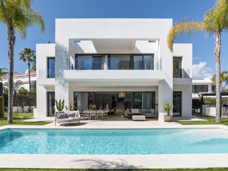 Villa Trazzini , Marbella 