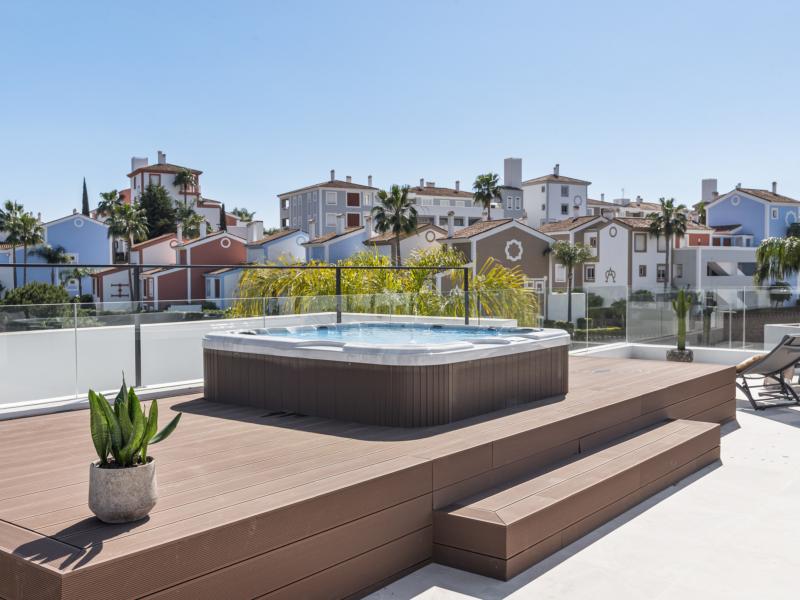 Villa Trazzini , Marbella 