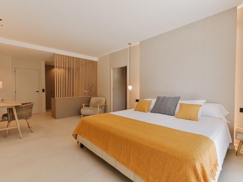 Villa Hosefina , Cas Català-Illetes 