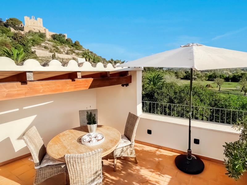 Casa Belisima , Arta , East 