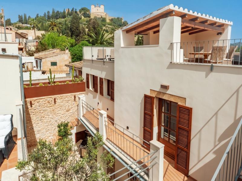 Casa Belisima , Arta , East 