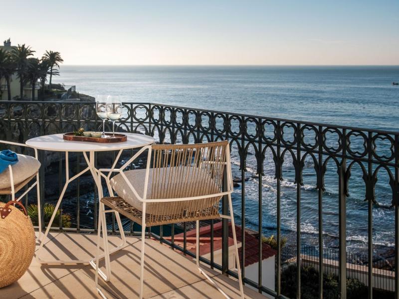 Villa Laura , Lisbon and coast 