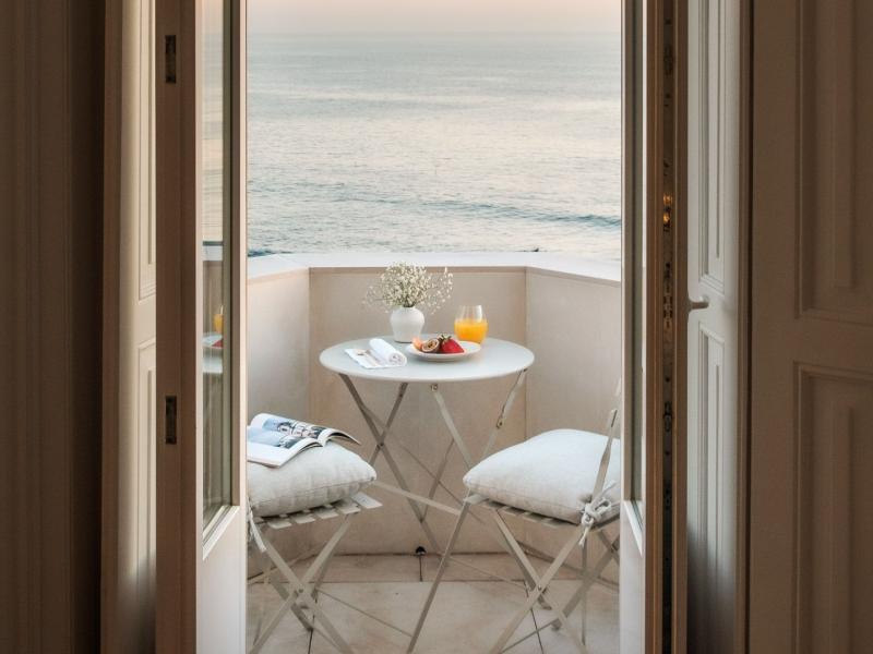 Villa Laura , Lisbon and coast 