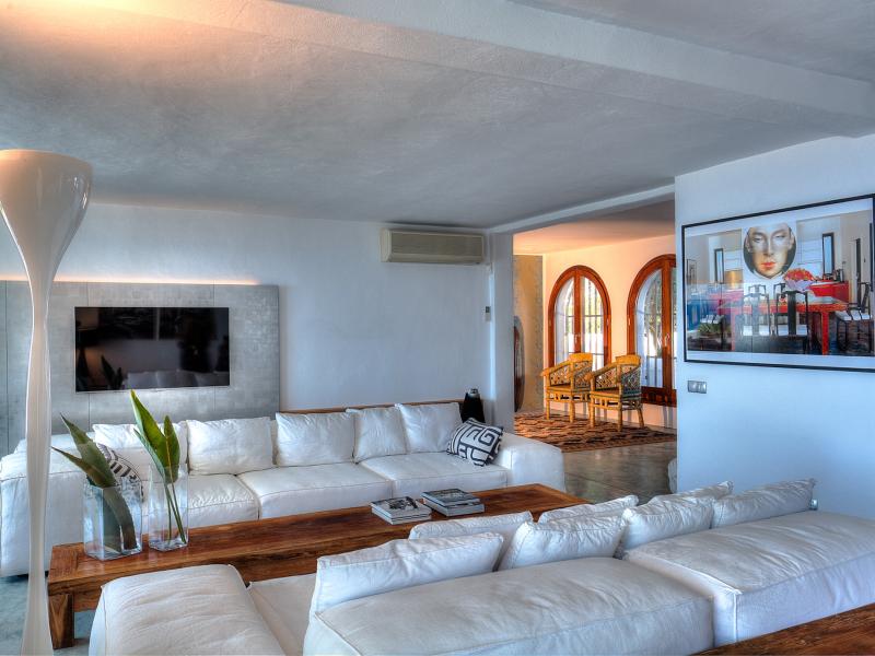 Casa El Dorada , Cap Martinet 