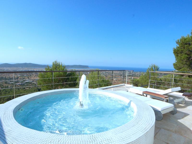 Villa Destiny , Sa Carroca 