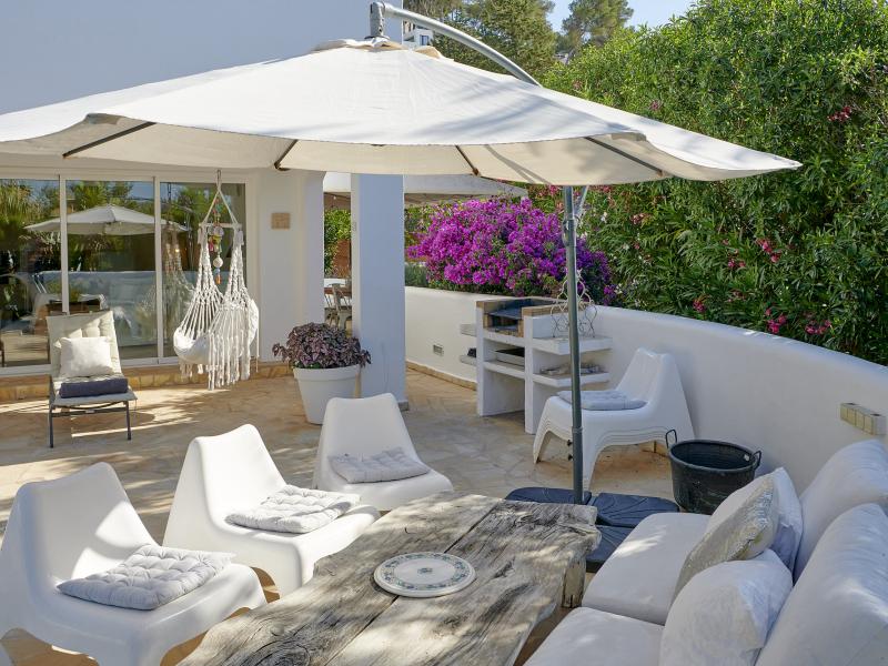 Villa Eterna , 