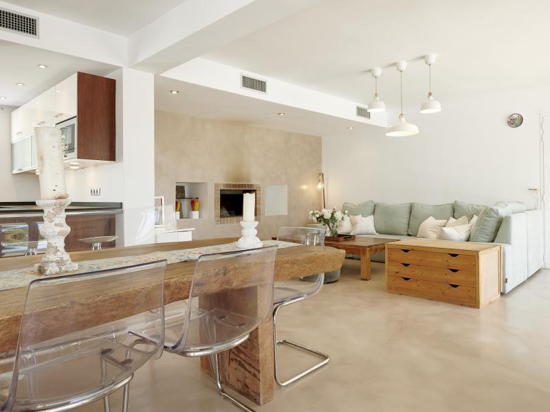 Villa Eterna , 