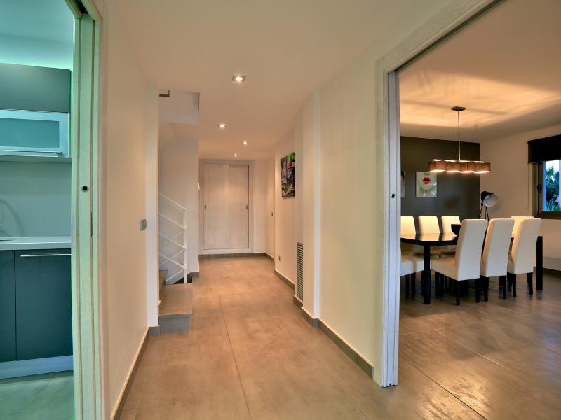Villa Encore , East 