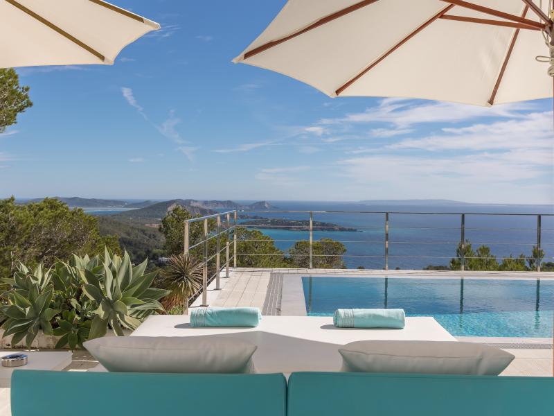 La Casa Romero , Cala Jondal 