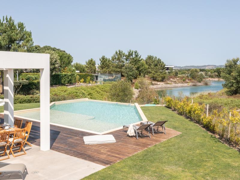 Villa Naomi , Lisbon and coast 