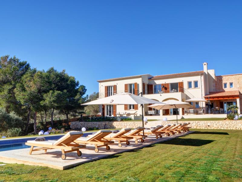 Can Estera , East , Porto Colom 