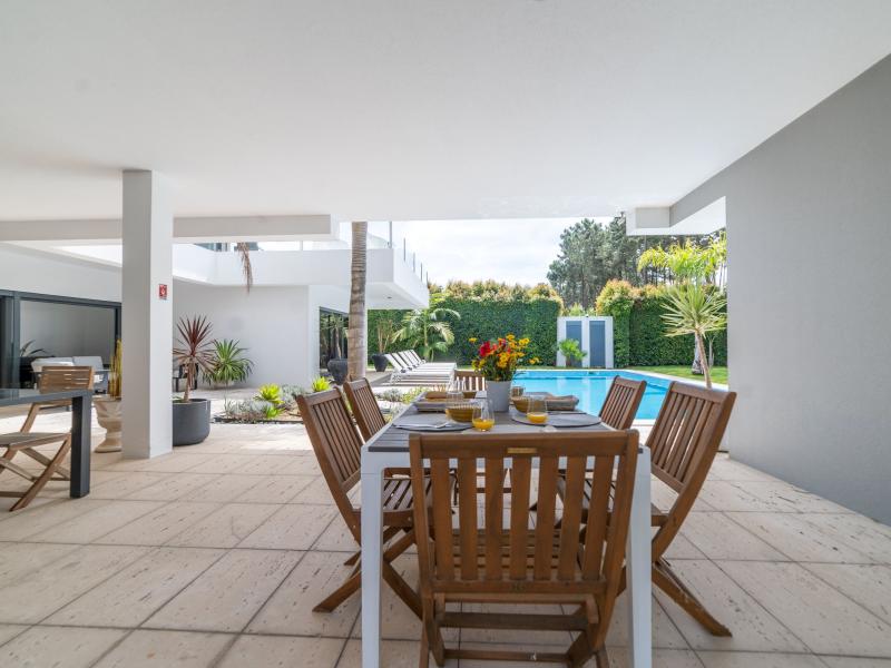 Casa Ambar , Lisbon and coast 