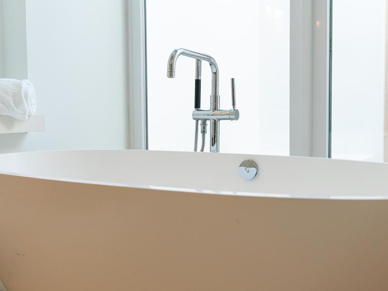 Celestial Anguilla , West End 