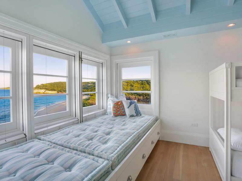 Coral Estate , Long Bay 