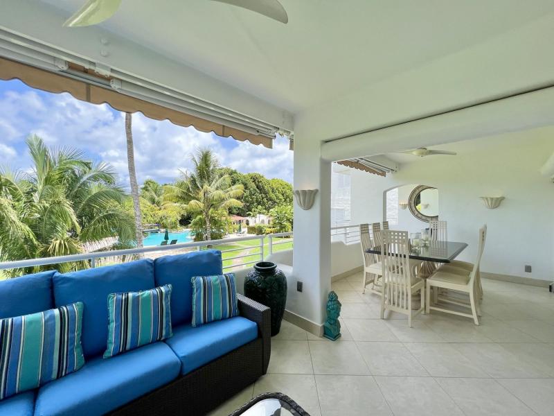 Glitter Bay 209 , St James 