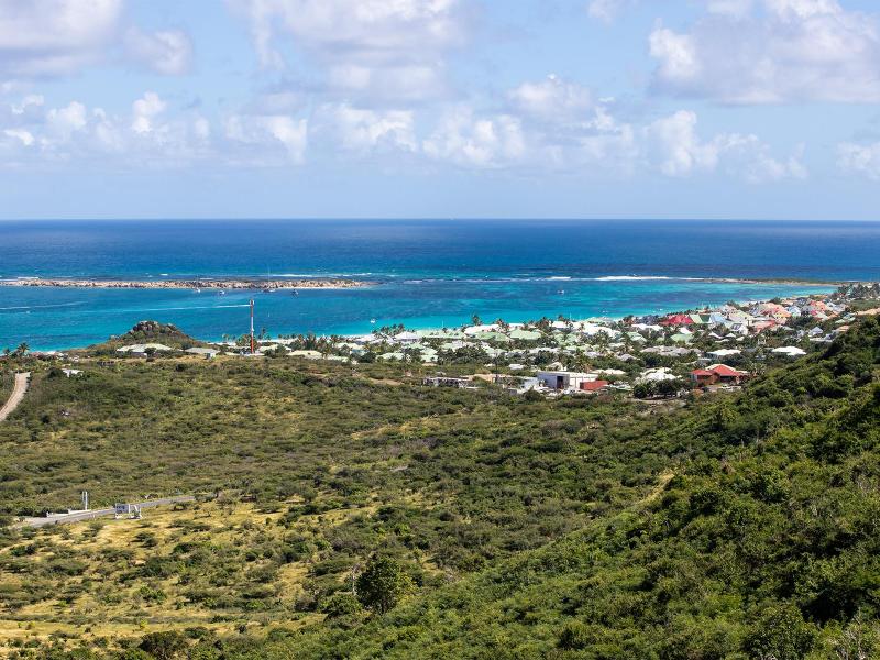 La Casa del Jefe , Orient Bay 