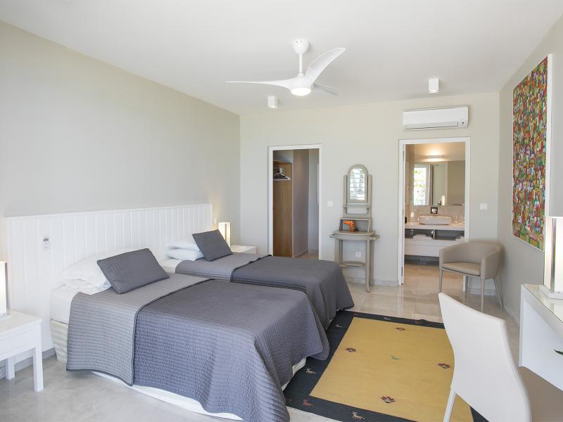 Ecume des Jours , Terres Basses 