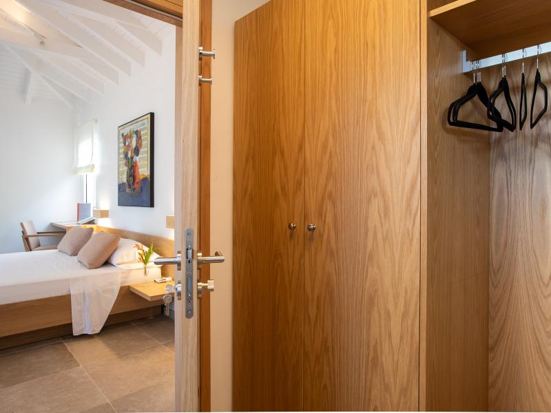 La Hacienda , Terres Basses 