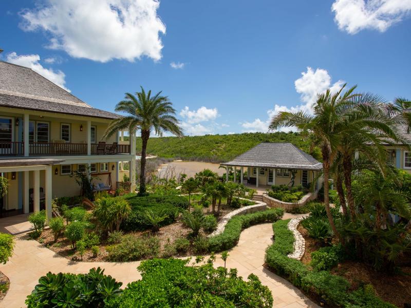 Coral Estate , Long Bay 