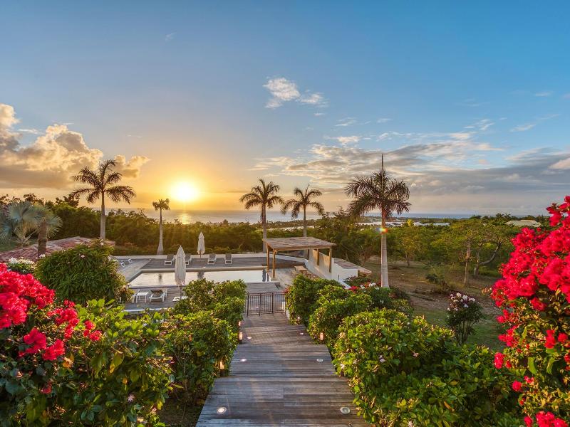 La Hacienda , Terres Basses 