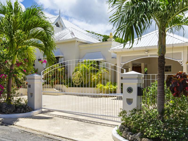Rock Ridge - Gibbs , Gibbes , St James , St Peter , West Coast Barbados 