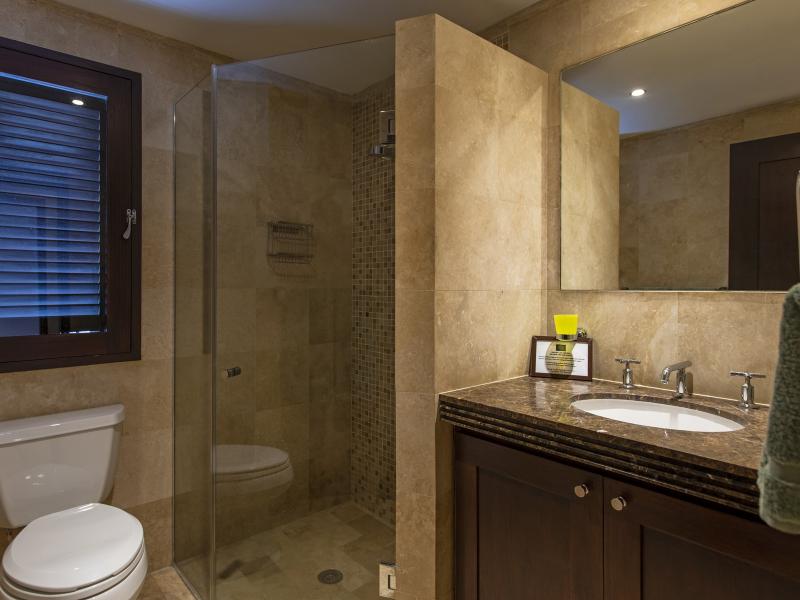 Coral Cove 4 - Green Fields , Beachfront villas Barbados , Coral Cove , Paynes Bay , St James , West Coast Barbados 