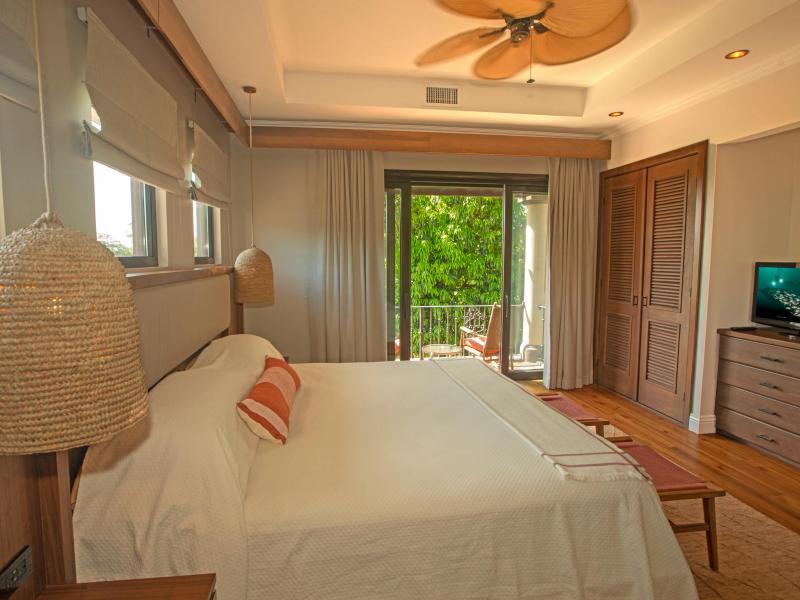Peninsula Papagayo Paradise , 