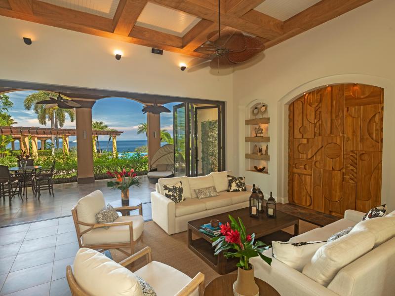 Peninsula Papagayo Paradise , 