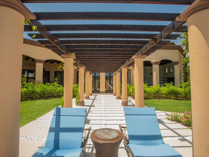 Peninsula Papagayo Paradise , 