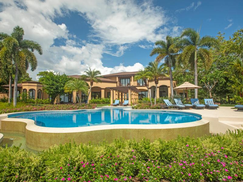 Peninsula Papagayo Paradise , 