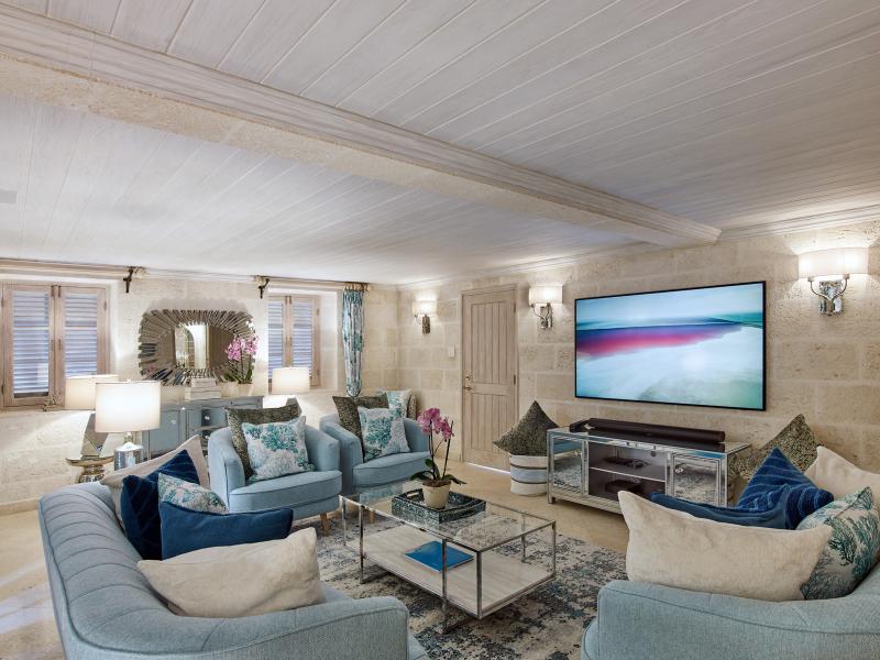 Bachelor Hall - Beachfront , Beachfront villas Barbados , Holetown , Porters , St James , West Coast Barbados 