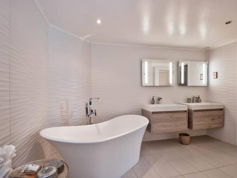 Reeds House 11 - Beachfront Penthouse , Beachfront villas Barbados , Reeds Bay , Reeds House , St James , West Coast Barbados 