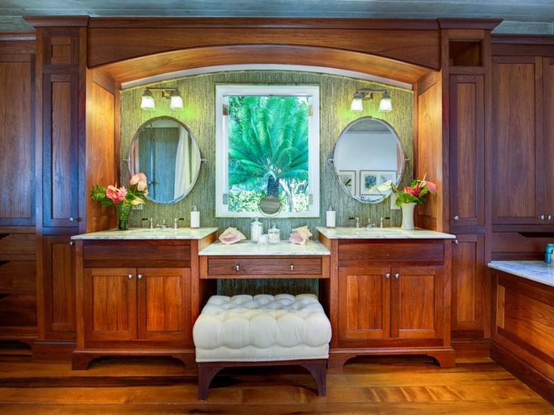 Jacaranda , L'Ansecoy Bay 