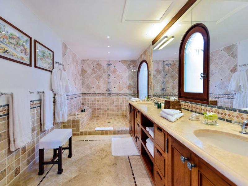 La Belle Terres , Terres Basses 