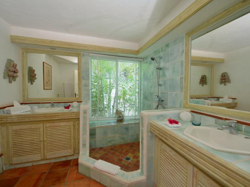 Villa Arena , Terres Basses 