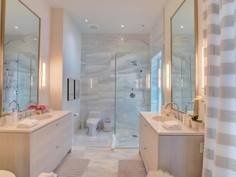 Paradise Found , Paradise Island 