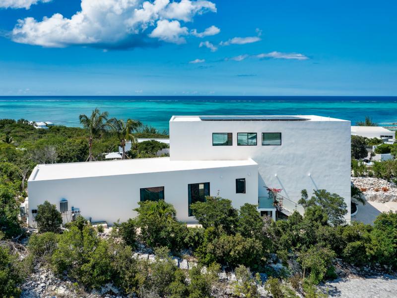 Beachwood Villa , Providenciales 