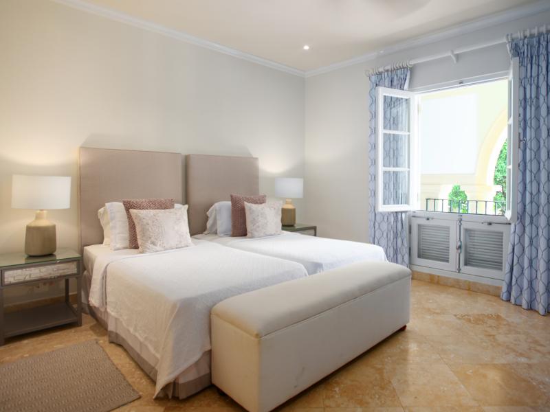 Schooner Bay 205 - Frangipani - Beachfront , Beachfront villas Barbados , Schooner Bay , Speightstown , St Peter , West Coast Barbados 