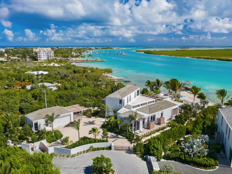 Cabuya - Beachfront , Providenciales 