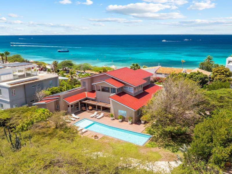 Catalina Beach House , 