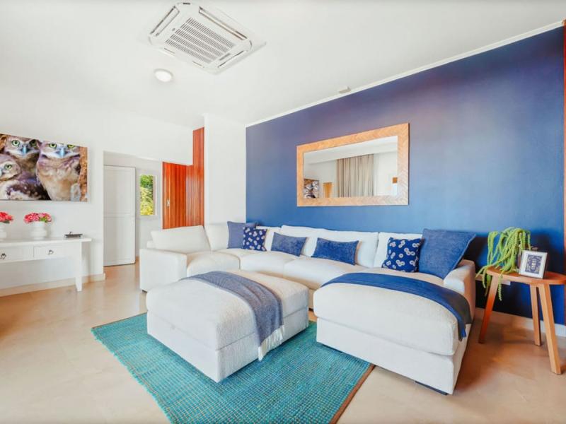 Catalina Beach House , 