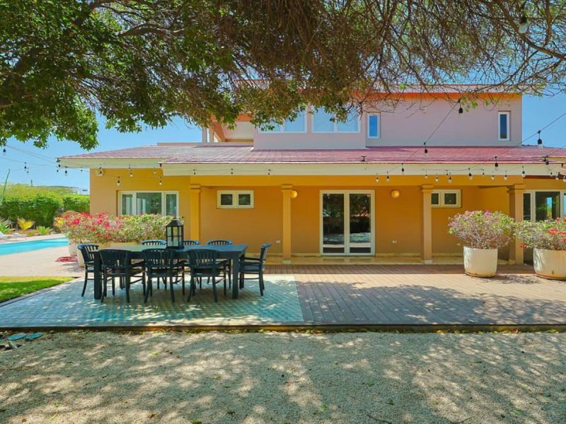Catalina Beach House , 
